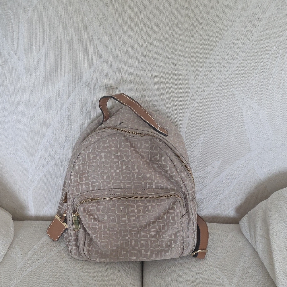 Tommy Hilfiger Beige Backpack with Gold Details